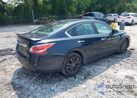 2015 Nissan Altima 2.5 S z USA, uszkodzony, nr VIN 1N4AL3AP7FN902090